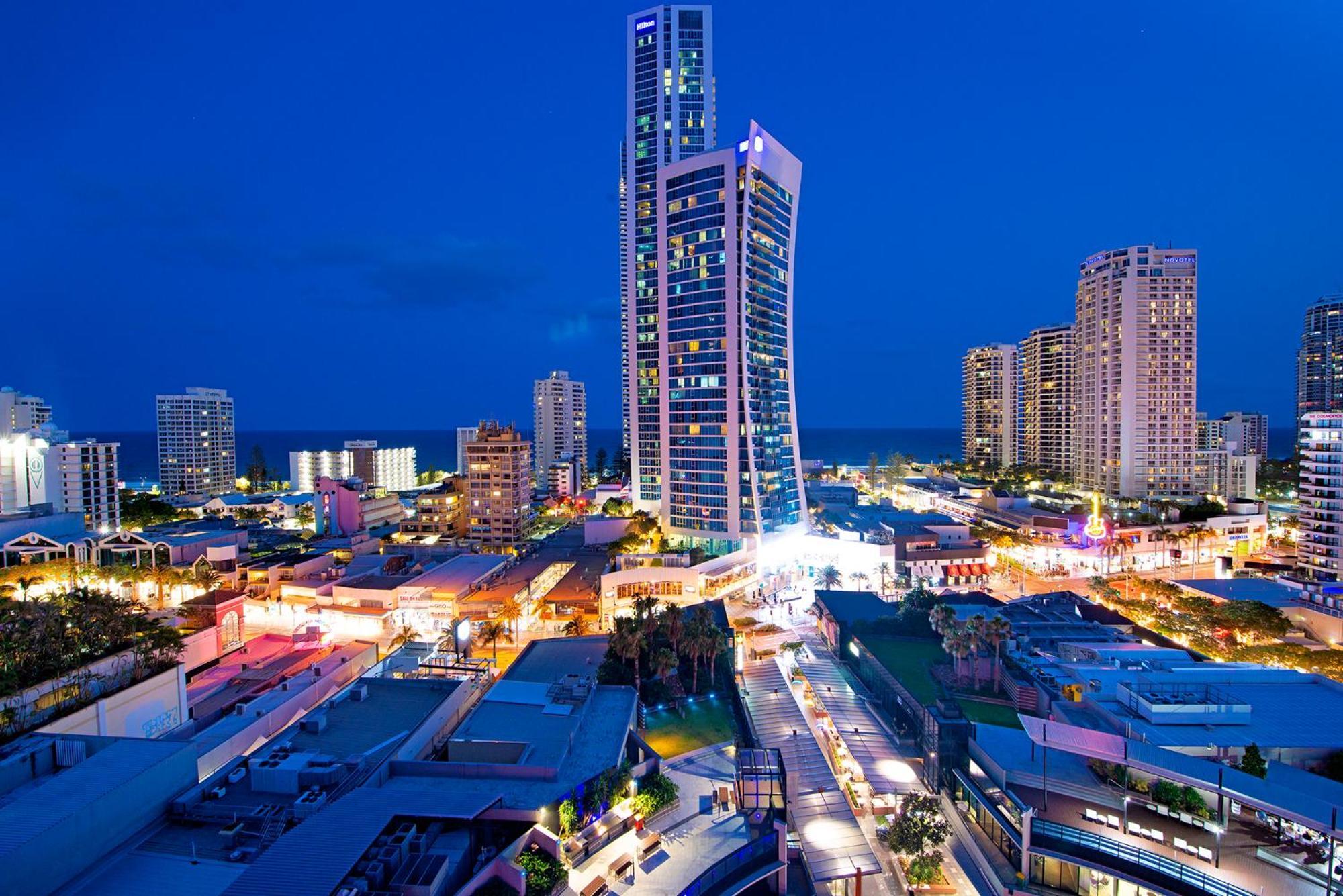 Circle On Cavil Holidays Gold Coast Exterior foto